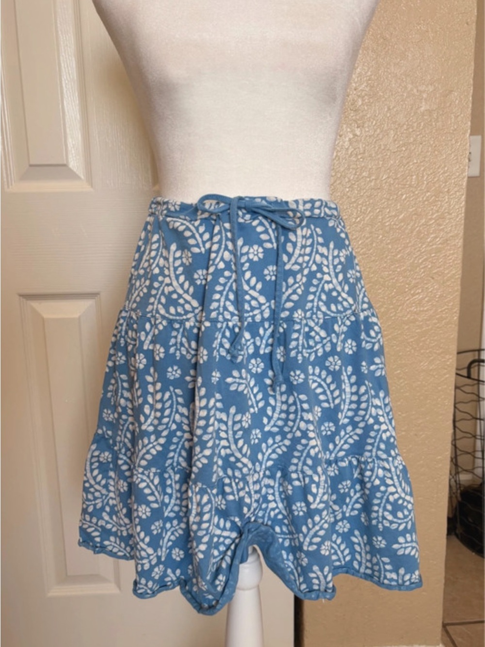 GAP Blue Floral Tie-Waist Skater Skirt